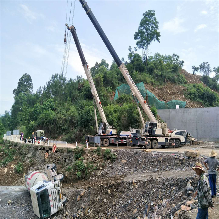 荆门荆门24小时应急道路救援吊装吊装现场实拍